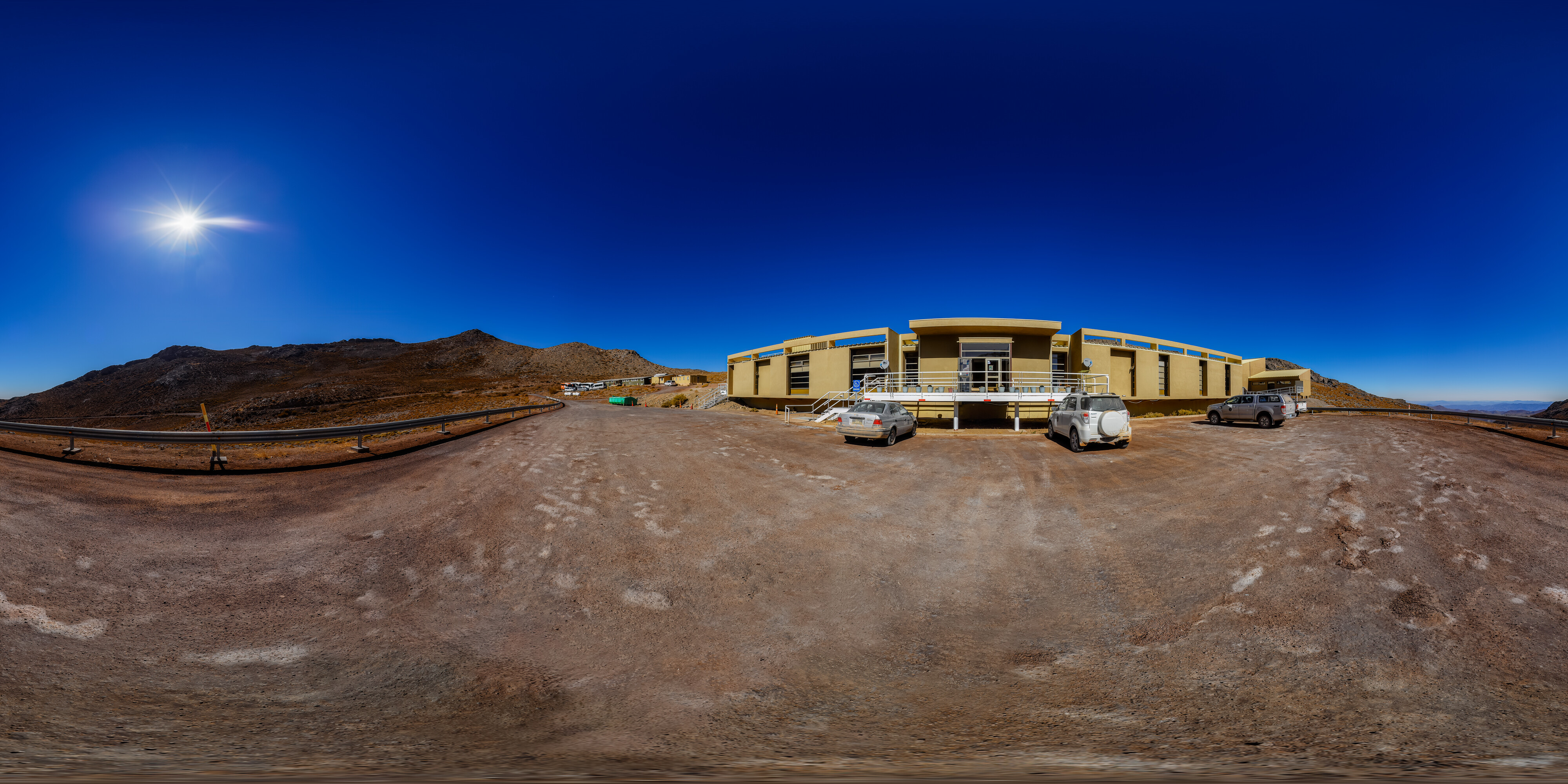 Pachon Hotel Outside Parking